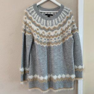 Marc New York Andrew Marc Color gray white pale Brown. Sweater Womens Size XL.